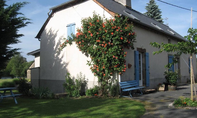 Aubazine House | 100 m² Gîte ∙ 2 bedrooms ∙ 6 guests