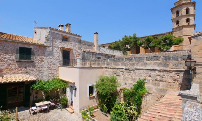 Petra House | 100 m² House ∙ 2 bedrooms ∙ 4 guests