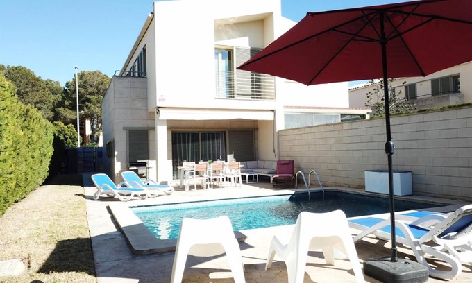 Puig de Ros House | 100 m² House ∙ 3 bedrooms ∙ 6 guests