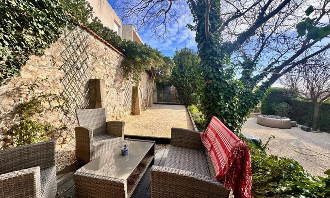 Cadereau House | 100 m² House ∙ 3 bedrooms ∙ 8 guests