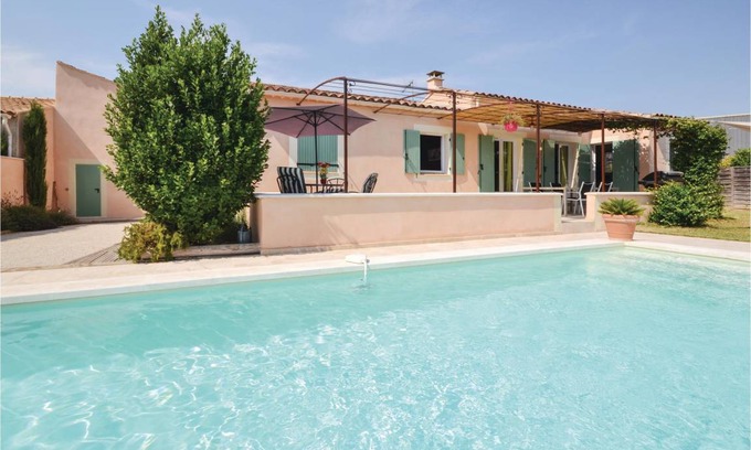 Maubec House | 100 m² House ∙ 4 bedrooms ∙ 9 guests