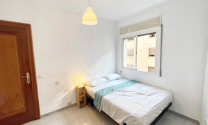 Sants-Badal Resort | 100 m² Private room ∙ 1 bedroom ∙ 2 guests