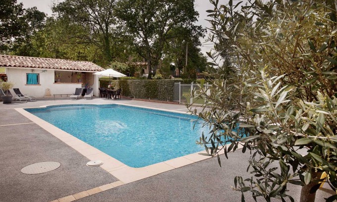 Roquemaure House | 104 m² Gîte ∙ 3 bedrooms ∙ 6 guests