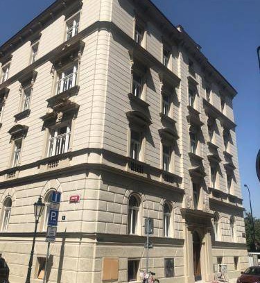 Petrska ctvrt Apartment | 107 m² Serviced apartment ∙ 3 bedrooms ∙ 13 guests