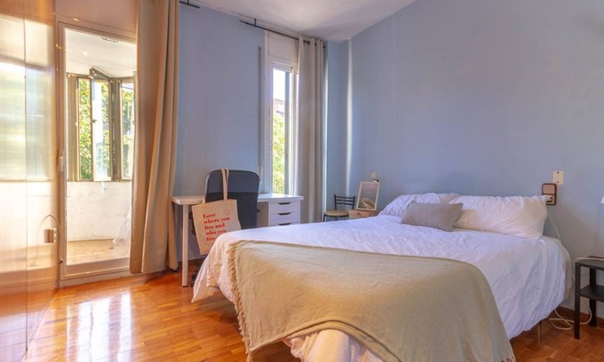 Sants-Badal Resort | 110 m² Private room ∙ 1 bedroom ∙ 1 guest