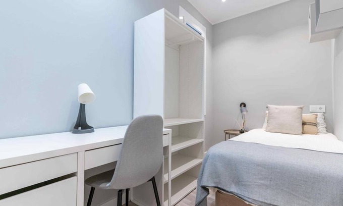 Sant Gervasi Resort | 115 m² Private room ∙ 1 bedroom ∙ 1 guest