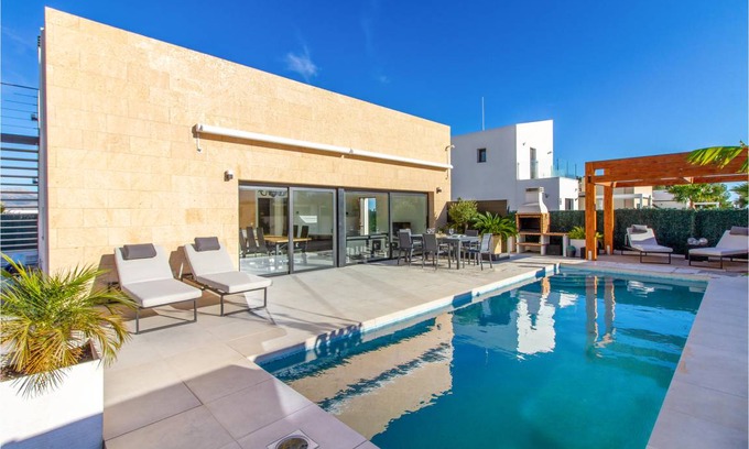 Polop House | 130 m² House ∙ 3 bedrooms ∙ 6 guests