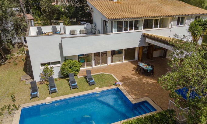 Crestatx Villa | 133 m² Villa ∙ 4 bedrooms ∙ 8 guests