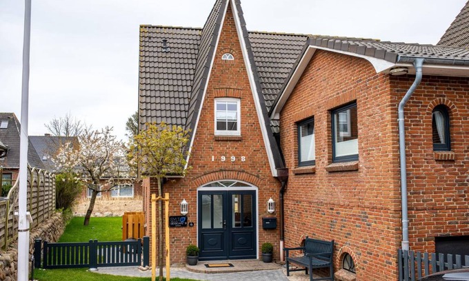 Tinnum House | 135 m² House ∙ 2 bedrooms ∙ 4 guests