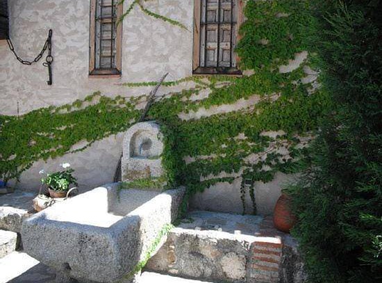 Otero de Herreros House | 15 m² House ∙ 7 bedrooms ∙ 14 guests