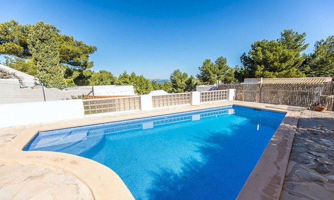 Cala Vadella Villa | 150 m² Villa ∙ 4 bedrooms ∙ 5 guests