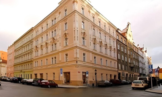 Josefov Apartment | 150 m² Apartment ∙ 3 bedrooms ∙ 6 guests