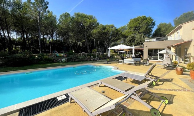 Lambesc House | 150 m² House ∙ 4 bedrooms ∙ 8 guests