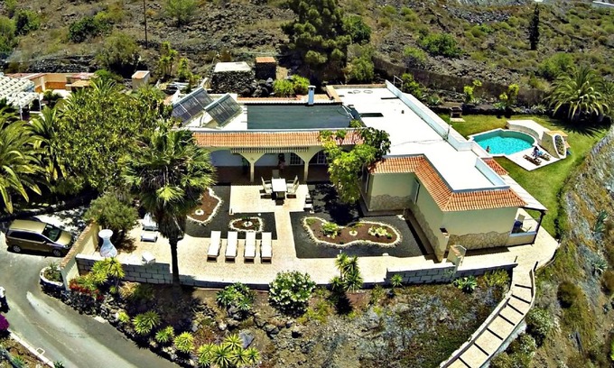 Chio House | 150 m² House ∙ 4 bedrooms ∙ 10 guests