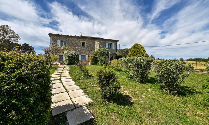 Saint-Ambroix House | 150 m² Maisonette ∙ 5 bedrooms ∙ 10 guests