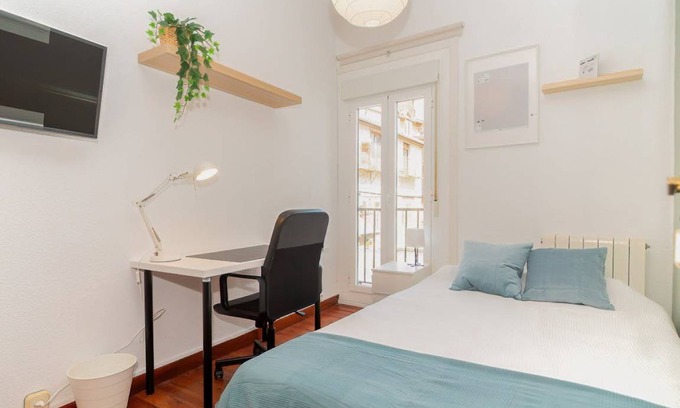 Pamplona City Centre Resort | 153 m² Private room ∙ 1 bedroom ∙ 1 guest