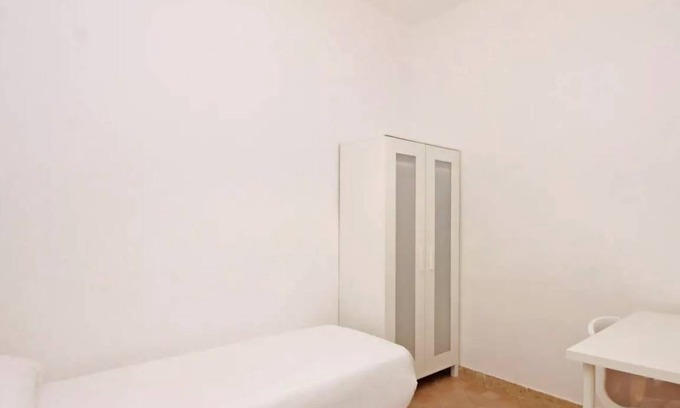 Gothic Quarter Resort | 175 m² Private room ∙ 1 bedroom ∙ 1 guest