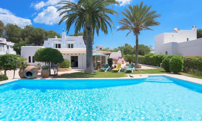 Cala Serena House | 180 m² House ∙ 2 bedrooms ∙ 4 guests