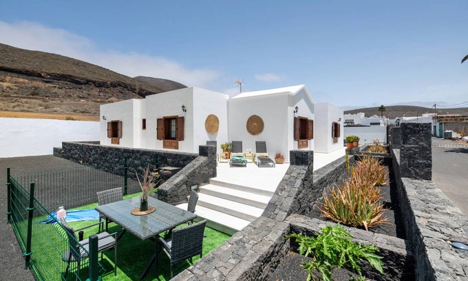 Maguez House | 180 m² House ∙ 3 bedrooms ∙ 5 guests