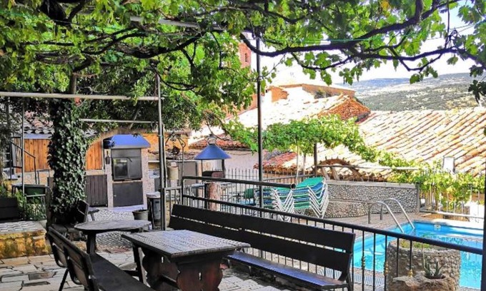 Tronchon House | 180 m² House ∙ 5 bedrooms ∙ 14 guests