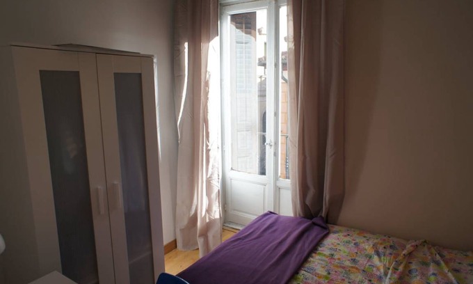 Malasana Resort | 180 m² Private room ∙ 1 bedroom ∙ 3 guests