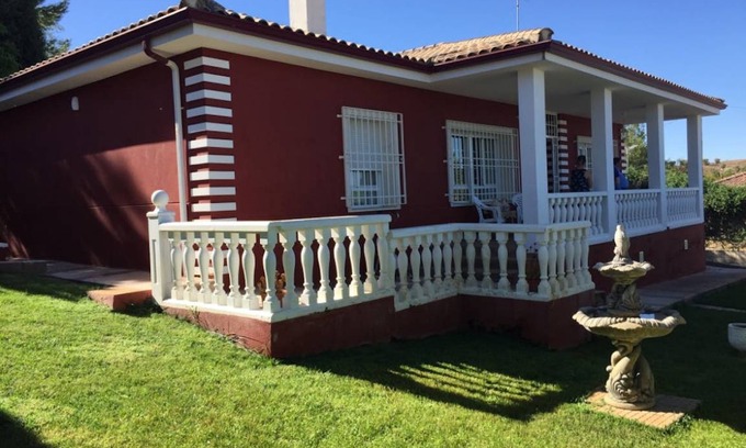 Huelves House | 197 m² House ∙ 3 bedrooms ∙ 10 guests