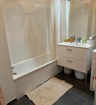 Decines-Charpieu Bed & Breakfast | 20 m² Bed and breakfast ∙ 1 bedroom ∙ 2 guests