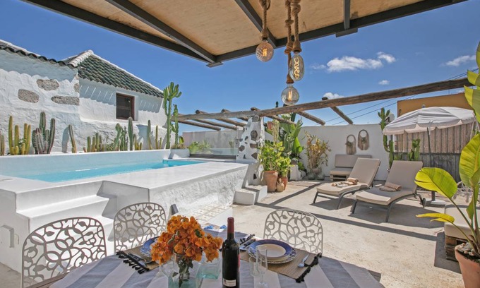 El Guincho House | 200 m² House ∙ 4 bedrooms ∙ 8 guests