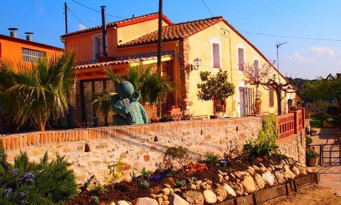 Llica d'Amunt House | 237 m² House ∙ 5 bedrooms ∙ 12 guests