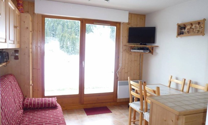 Station de Drouzin le Mont Apartment | 25 m² Studio flat ∙ 1 bedroom ∙ 4 guests
