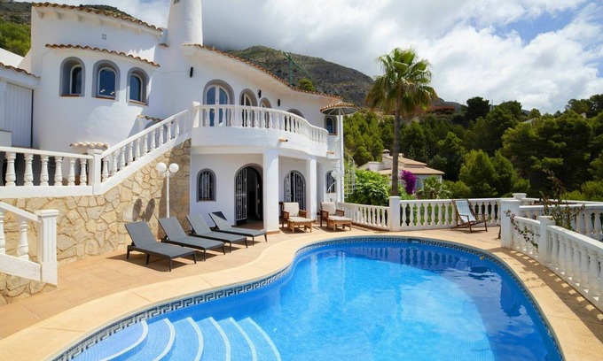Altea la Vella Villa | 250 m² Villa ∙ 4 bedrooms ∙ 8 guests