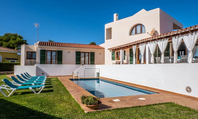 Son Blanc Villa | 256 m² Villa ∙ 4 bedrooms ∙ 8 guests