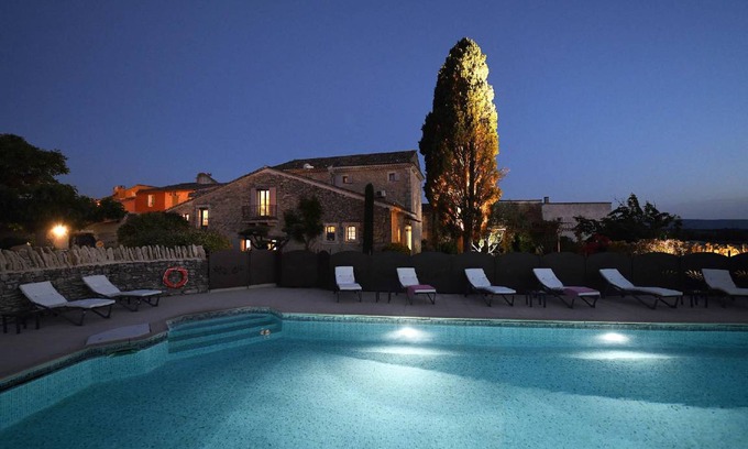 Roussillon Bed & Breakfast | 27 m² Bed and breakfast ∙ 3 guests