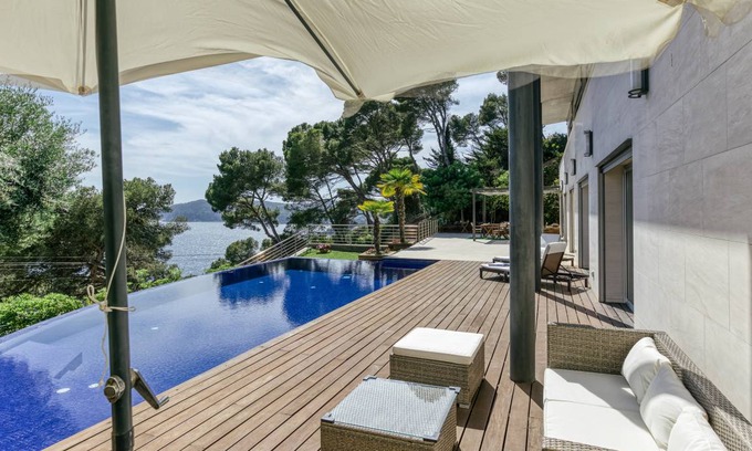 Llafranc House | 275 m² House ∙ 5 bedrooms ∙ 12 guests