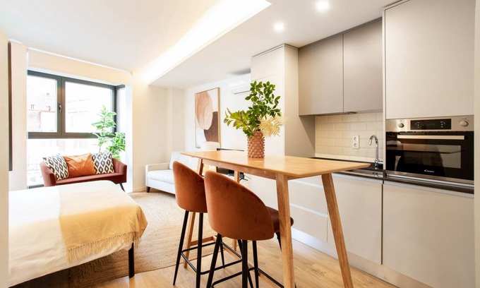 Ciudad Lineal Apartment | 28 m² Studio flat ∙ 3 guests