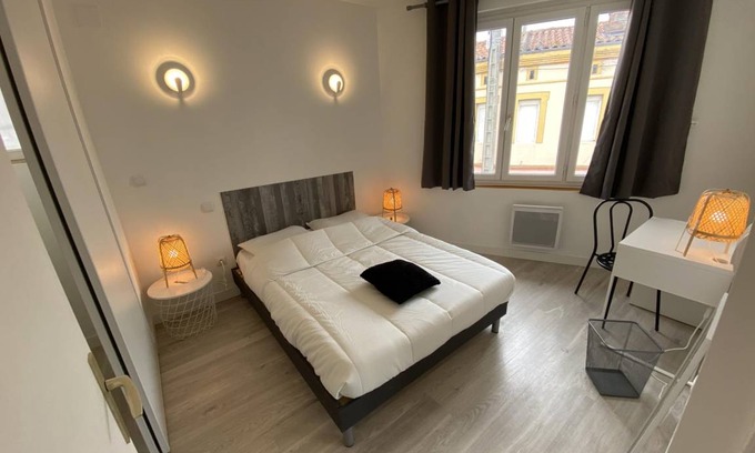 Fontaine Lestang-Bagatelle-Papus-Tabar-Bordelongue Apartment | 30 m² Apartment ∙ 1 bedroom ∙ 2 guests