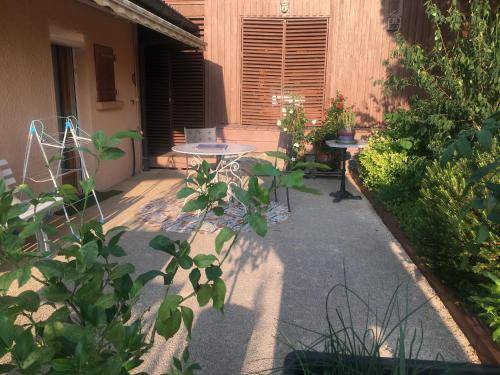 Cranves-Sales Apartment | 33 m² Apartment ∙ 1 bedroom ∙ 2 guests