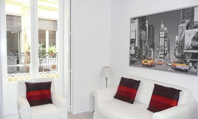 Ciutat Vella Apartment | 38 m² Apartment ∙ 1 bedroom ∙ 3 guests
