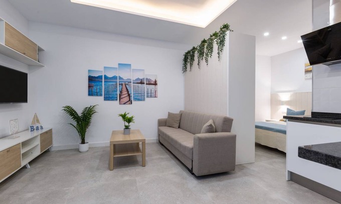Carretera de Cadiz Apartment | 39 m² Studio flat ∙ 3 guests