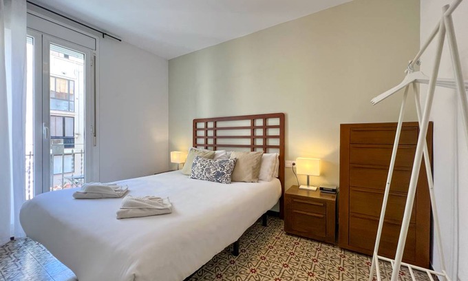Sants-Badal Apartment | 41 m² Apartment ∙ 2 bedrooms ∙ 5 guests