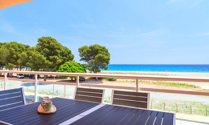 Vandellos i l'Hospitalet de l'Infant Apartment | 55 m² Apartment ∙ 2 bedrooms ∙ 6 guests
