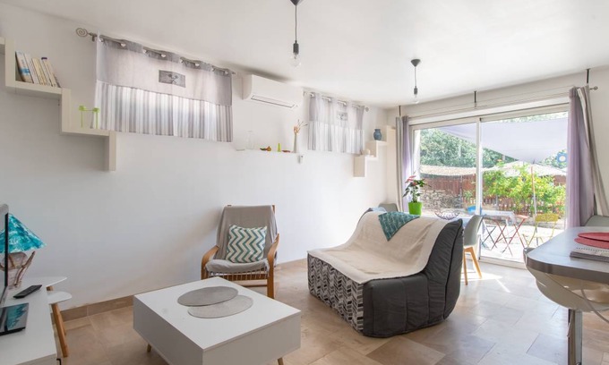 Aubais House | 55 m² House ∙ 2 bedrooms ∙ 5 guests