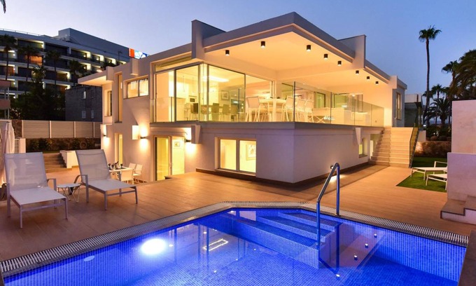 Meloneras House | 560 m² House ∙ 1 bedroom ∙ 8 guests