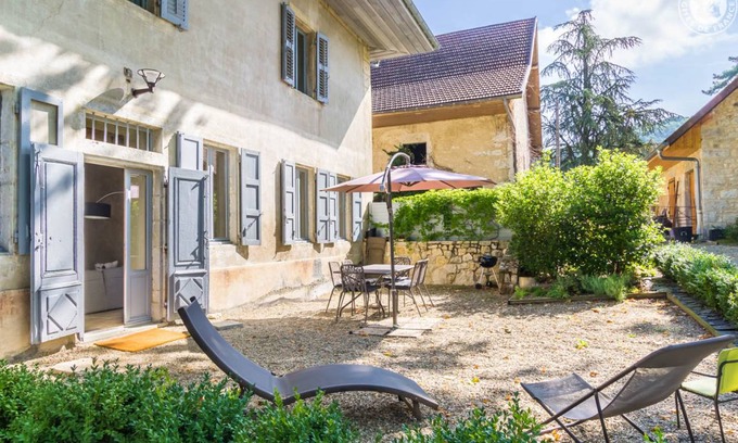Brison-Saint-Innocent House | 60 m² Gîte ∙ 2 bedrooms ∙ 4 guests