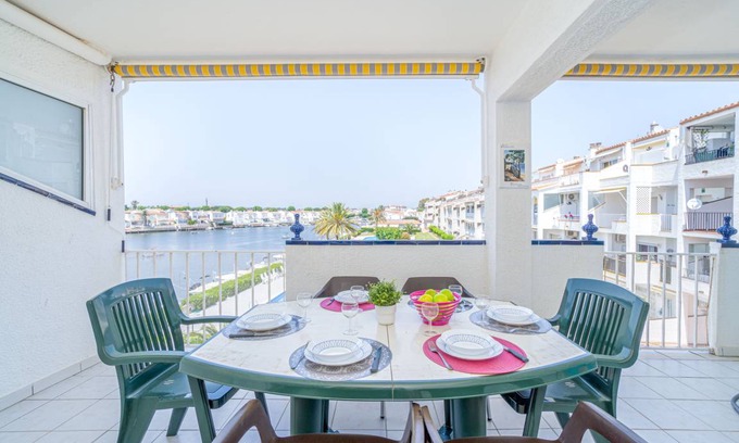Empuriabrava Apartment | 67 m² Apartment ∙ 2 bedrooms ∙ 6 guests