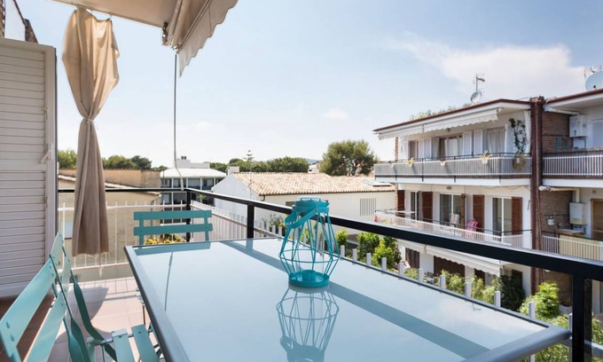 Sitges Apartment | 70 m² Apartment ∙ 2 bedrooms ∙ 4 guests