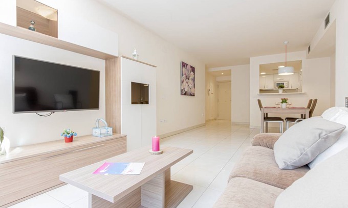 Roses Town Center Apartment | 70 m² Apartment ∙ 2 bedrooms ∙ 4 guests