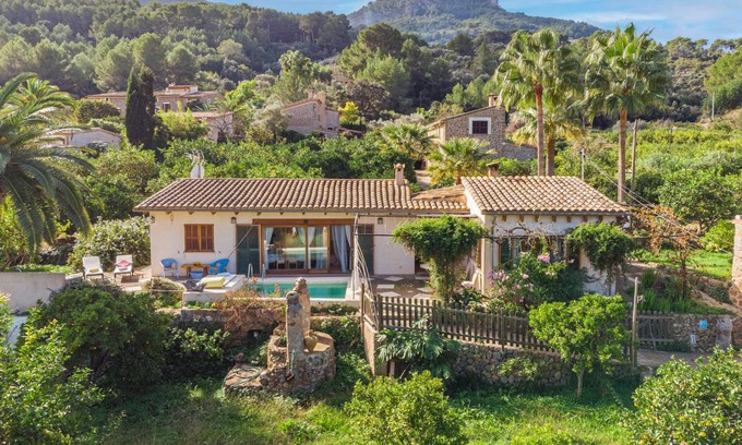 Soller House | 70 m² Finca ∙ 1 bedroom ∙ 2 guests