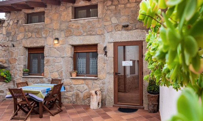 Amavida House | 70 m² House ∙ 2 bedrooms ∙ 4 guests