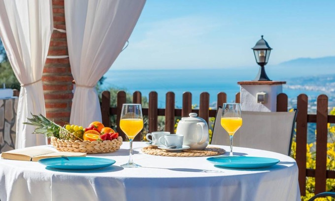 Torrox House | 70 m² House ∙ 2 bedrooms ∙ 4 guests